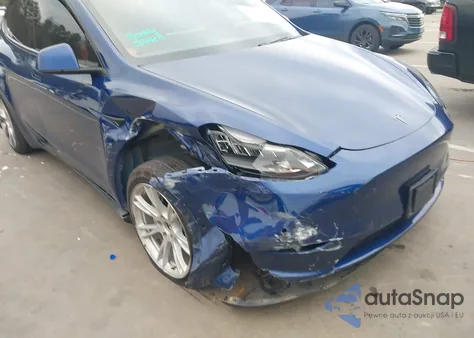 2020 Tesla Model Y Long Range Dual Motor All-Wheel Drive from USA, damaged, VIN 5YJYGDEE1LF015607